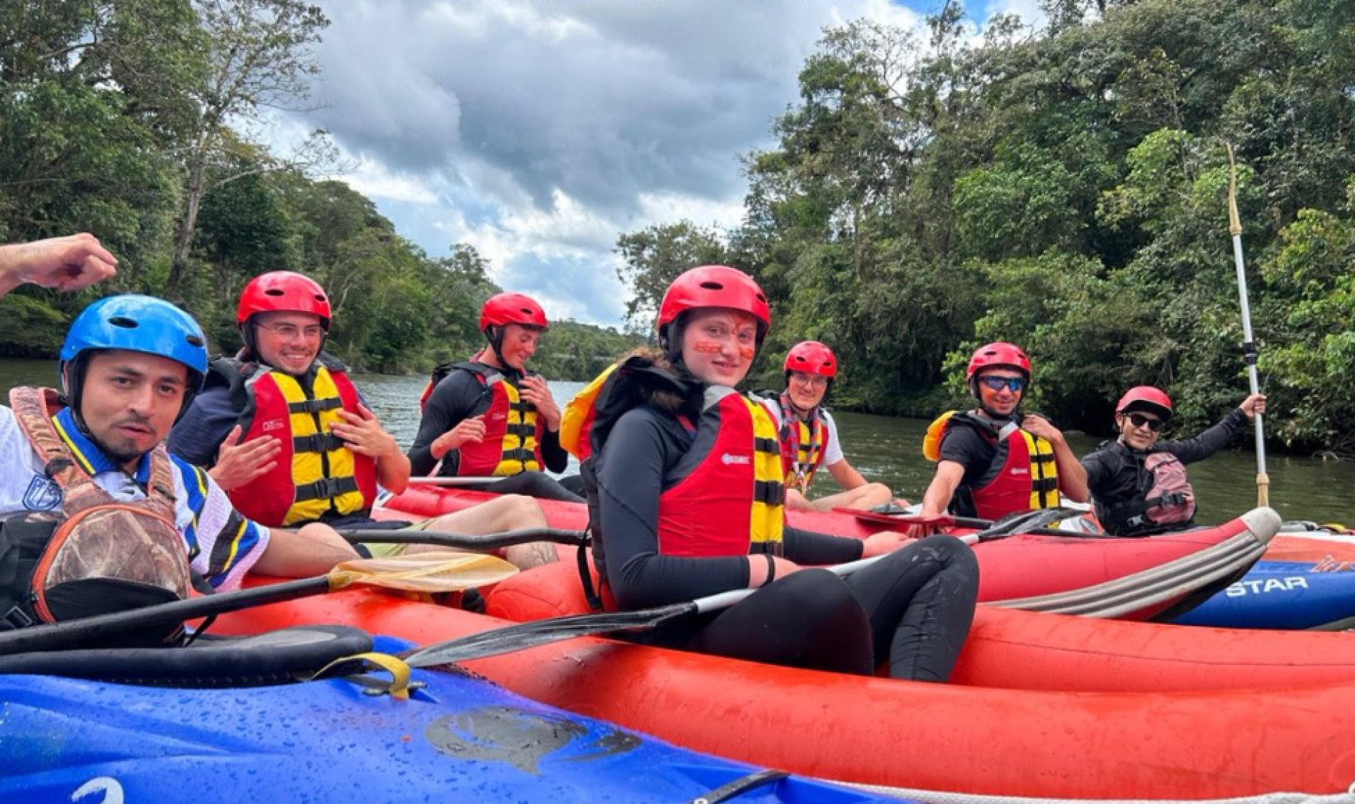  Foto Excursiones de Kayak Puyo - Aguas Calmadas Nivel I 