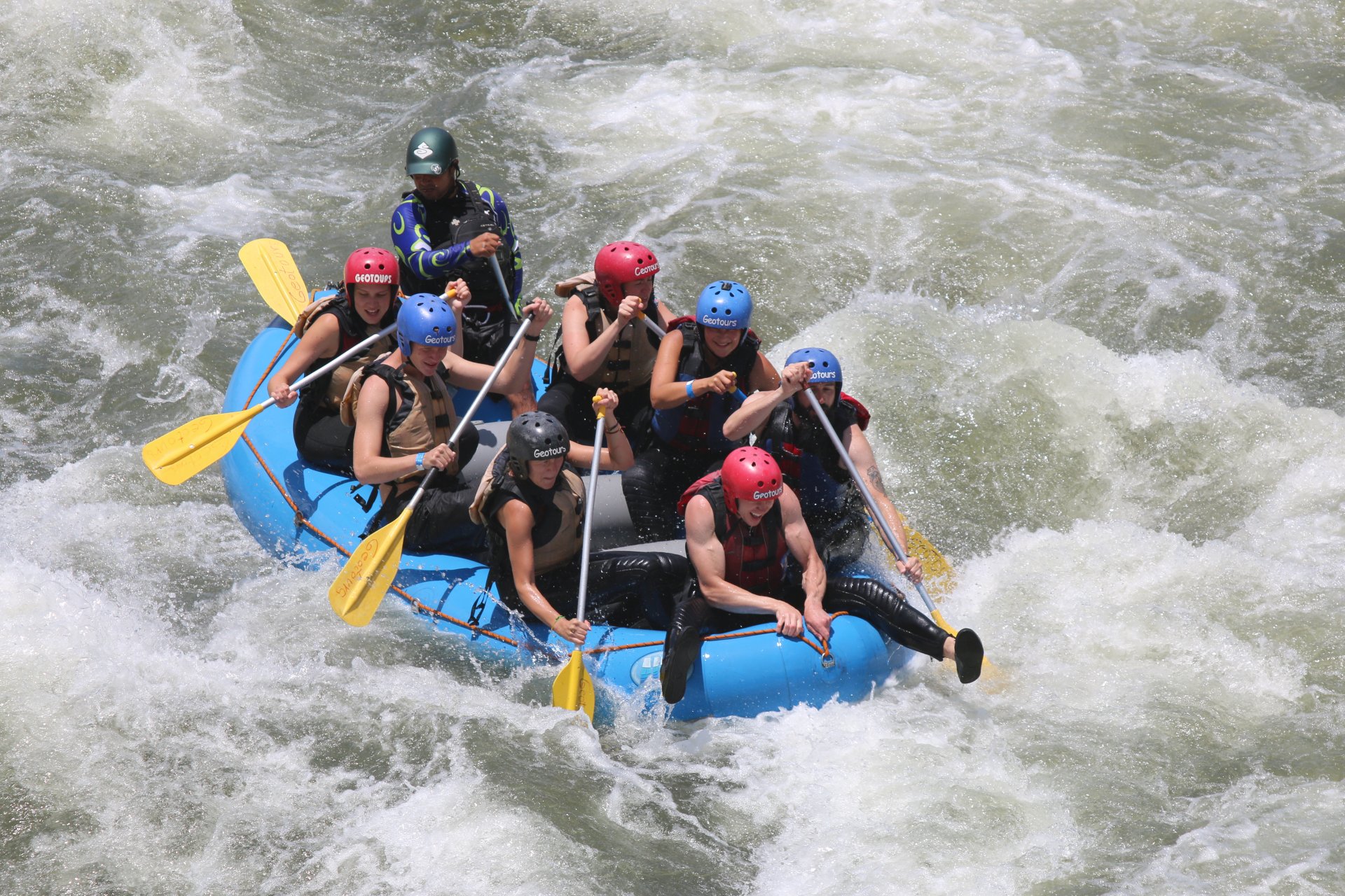  Foto Rafting Rio Pastaza Nivel III + IV - Baños de Agua Santa