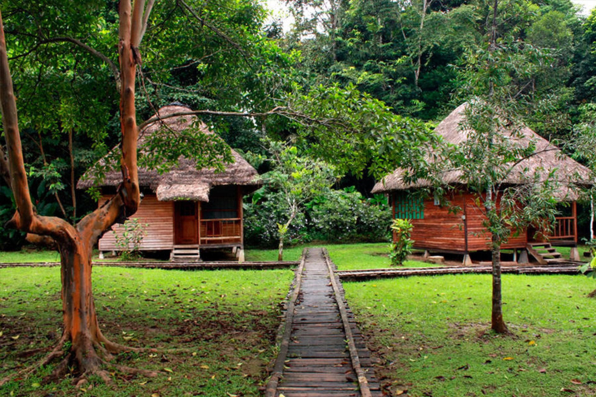  Foto Sani Lodge