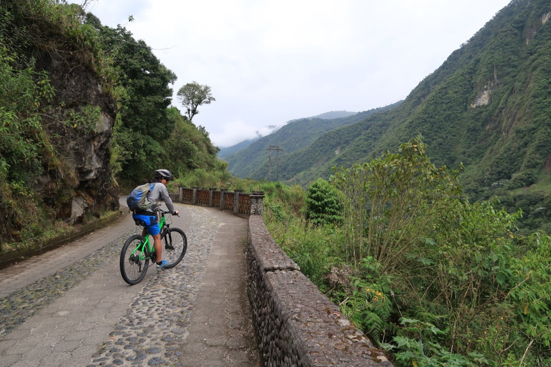 Go Ecuador Travel